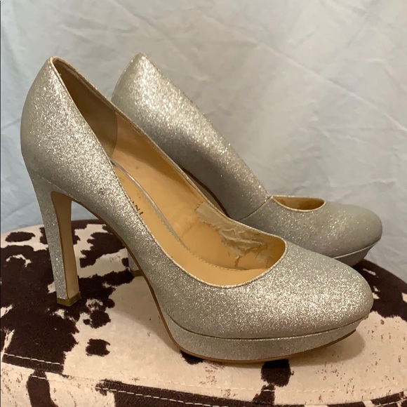 Gianni Bini Silver Glitter Heels - Picture 4 of 6
